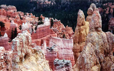 Formations along the Queens Garden Trail